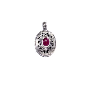 Garden Shadows medium oval Pendant in Sterling Silver with Garnet