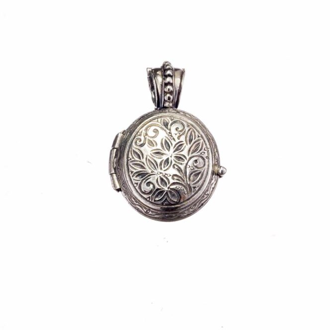 Locket pendant in Sterling Silver