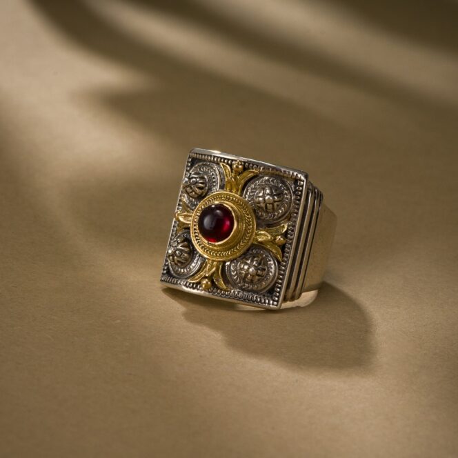 Athenian flowers ring in 18K Gold and Sterling Silver with Garnet