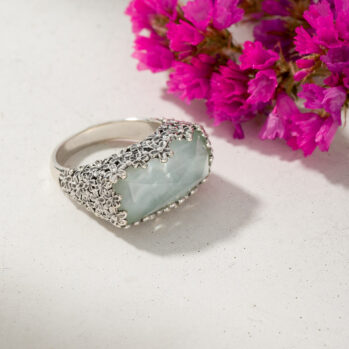 Wild Flower Anthemis katheto Ring in Sterling Silver with Doublet Gemstone