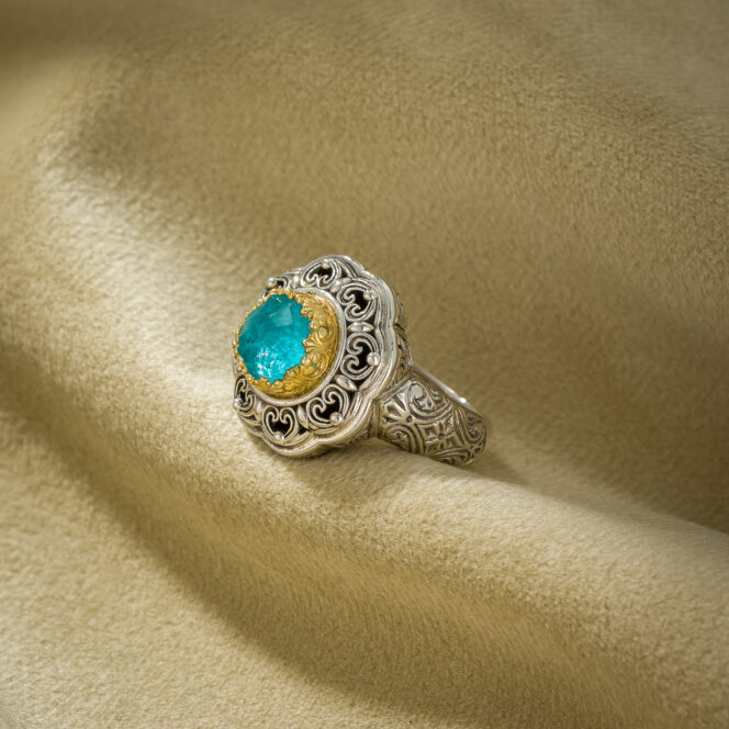 Penelope Round Ring in Sterling Silver with Gold plated parts and Doublet Gemstone