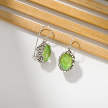 Cyclamin Oval Earrings in Sterling silver with Doublet Stones