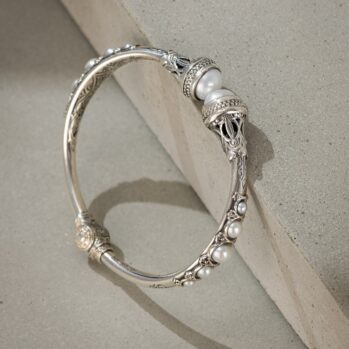Santorini Bracelet in Sterling Silver with Freshwater pearls