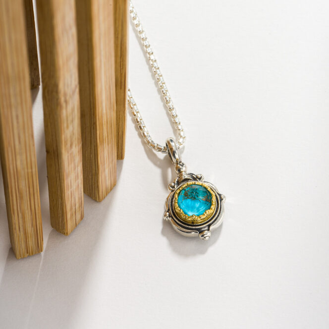 Semeli Round Pendant in Sterling silver with Gold plated parts