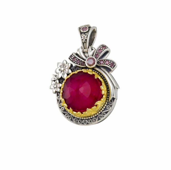 Dione round pendant in Sterling Silver with Gold Plated Parts