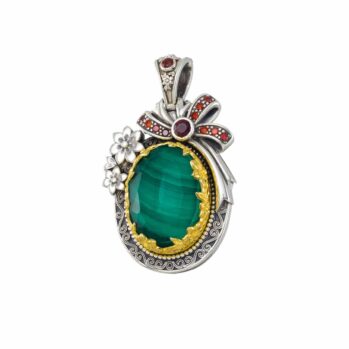 Dione oval pendant in Sterling Silver with Gold Plated Parts