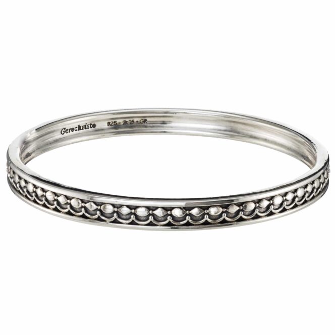 Bangle bracelet in sterling silver