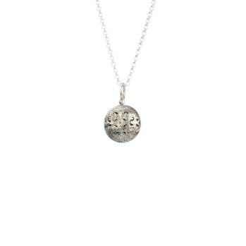 Kallisto round pendant in oxidized silver 925