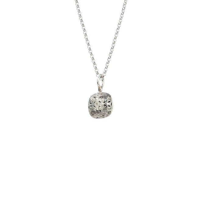 Kallisto cushion pendant in oxidized silver 925