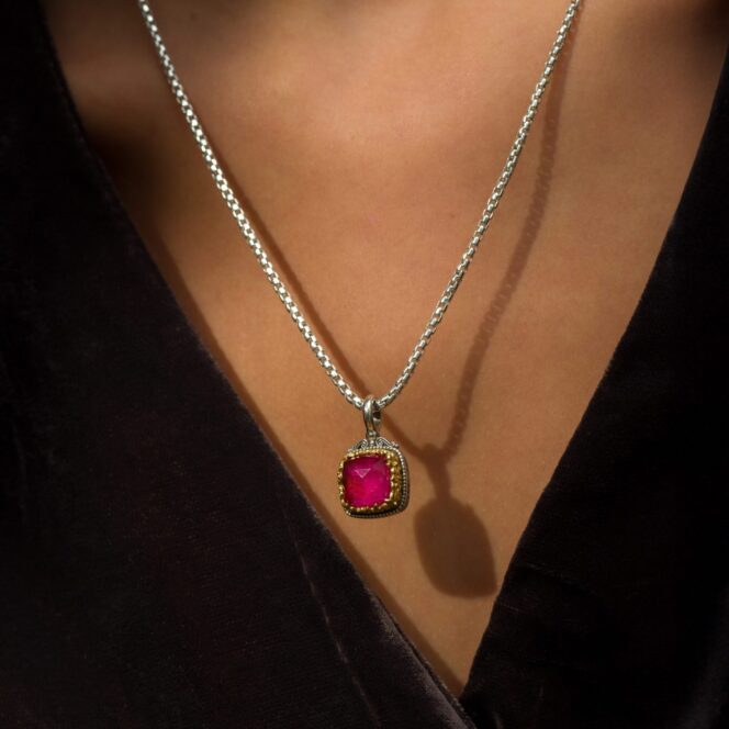 Dione square pendant in sterling silver with Gold plated parts
