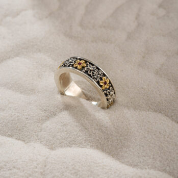 Wild Flowers Anthemis ring in sterling silver with 18K solid Yellow Gold and precious stones