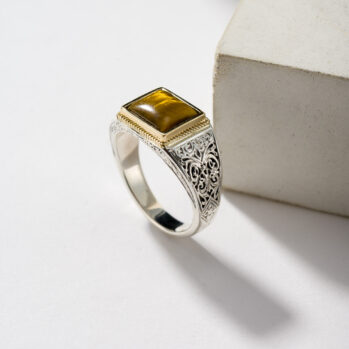 Classic ring in 18K Gold and Sterling silver with semi precious stone