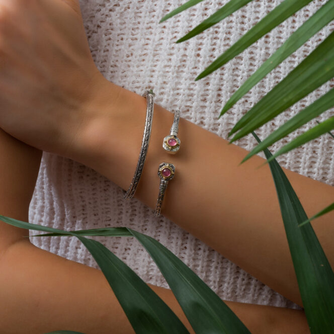 Cyclades square bracelet in 18K Gold and Sterling silver - Image 2