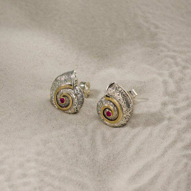 Sea Snail stud Earrings in 18K Gold and Sterling silver with rubies - Image 2