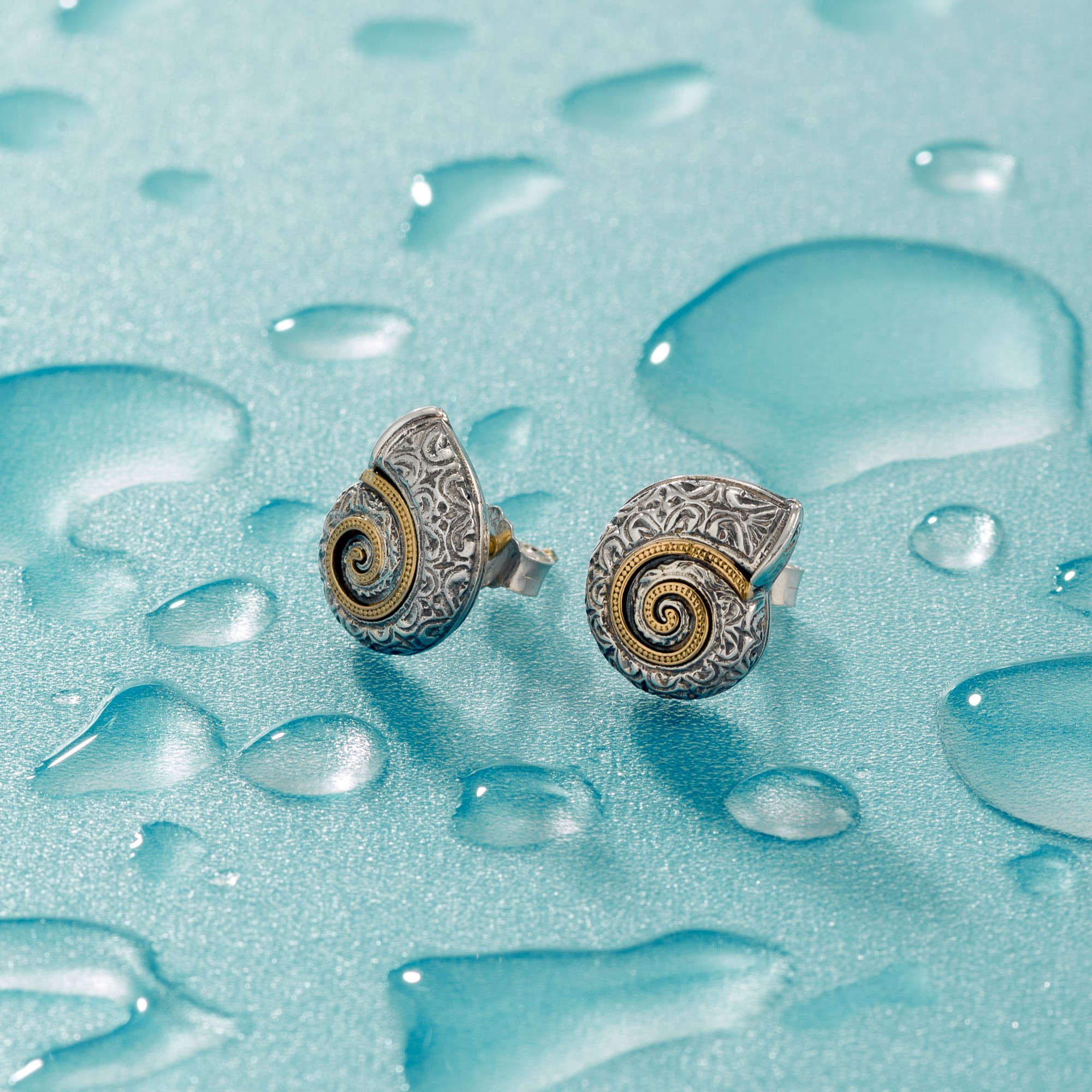 Sea Snail stud Earrings in 18K Gold and Sterling silver 10027
