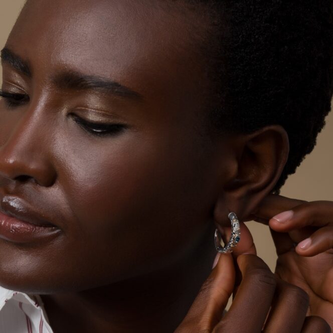 Kynthia Hoops Earrings in 18K Gold and Sterling Silver with oval Gemstones - Image 2