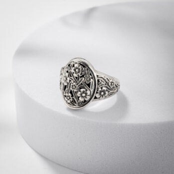 Harmony Oval Ring in Sterling Silver