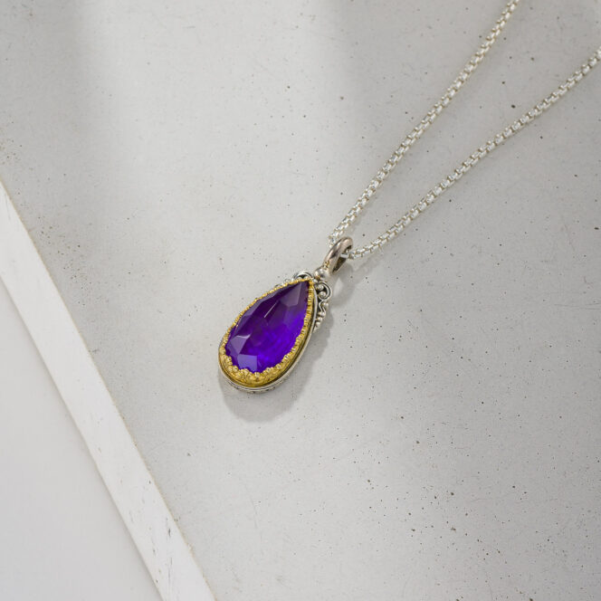 Iris Drop Pendant in Sterling Silver with Gold plated parts and Doublet Gemstone - Image 3