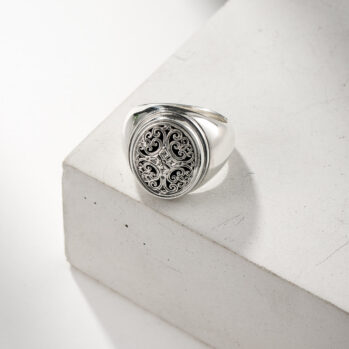 Simplicity Oval Ring in Sterling Silver