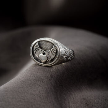 Winged Heart oval Ring in Sterling Silver