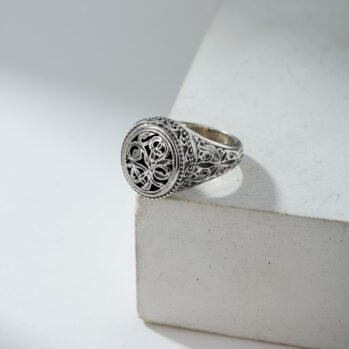 Garden Shadows mini oval Ring in Sterling Silver