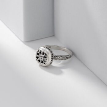 Roxana cushion shape Ring in Sterling Silver