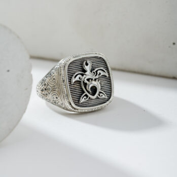 The Turtle Talisman Ring in Sterling Silver